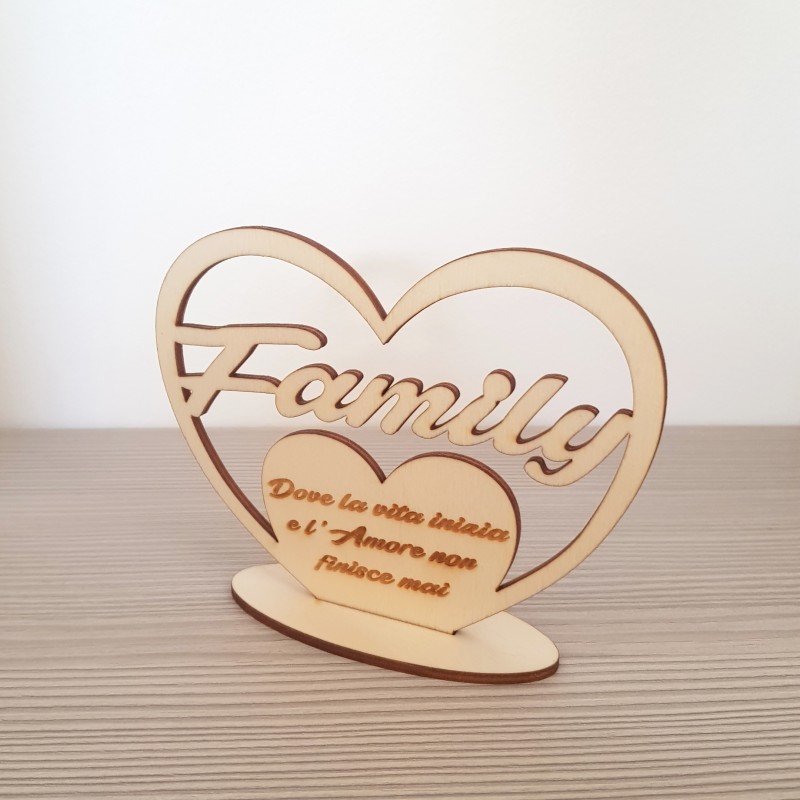 Decorazione in legno a forma di Cuore con dedica alla famiglia