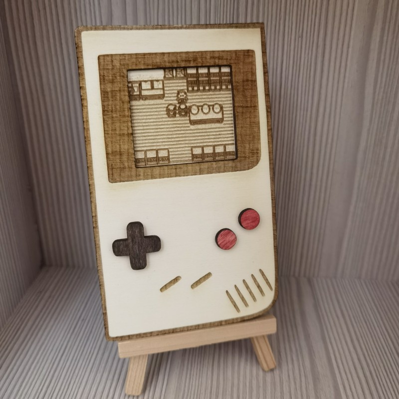 Game Boy in legno