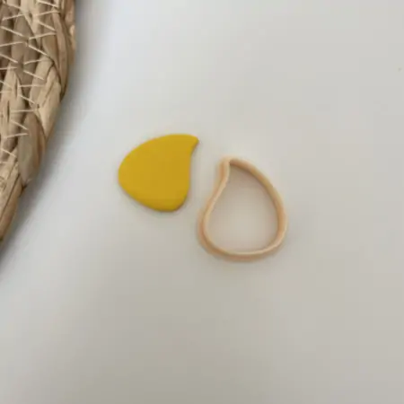 Cutter Foglia 1 per Pasta Polimerica