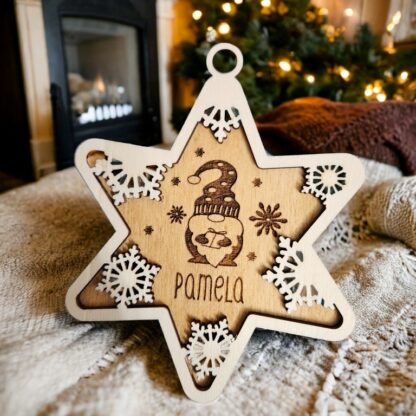 Pallina di Natale Stella con gnomo, personalizzata con nome Addobbi Albero di Natale, Personalizzabile 