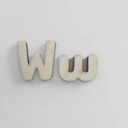 Sagoma in legno lettera W