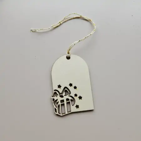 Tag in legno Modello Pacco Regalo