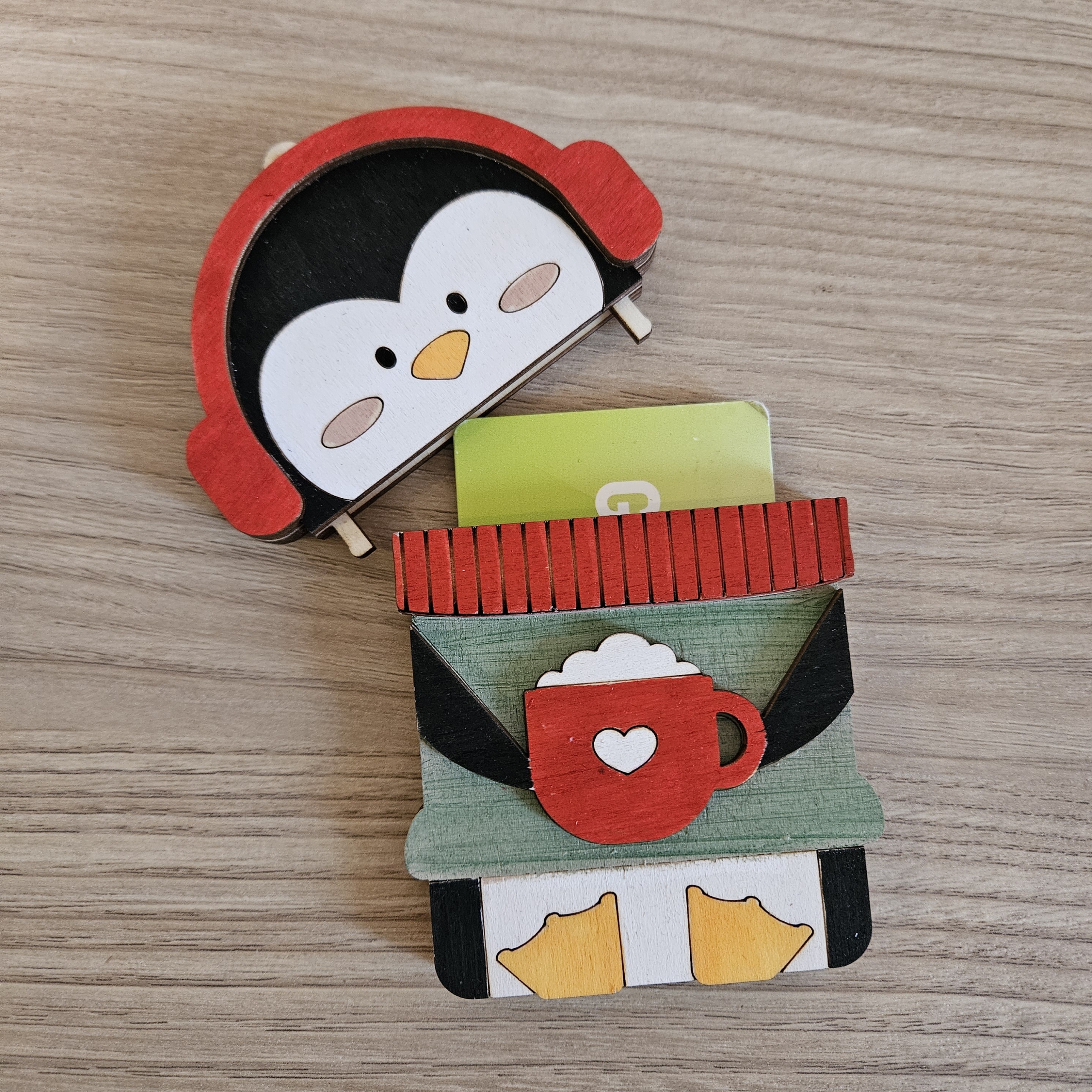 Porta Gift Card in Legno Pinguino - immagine 2