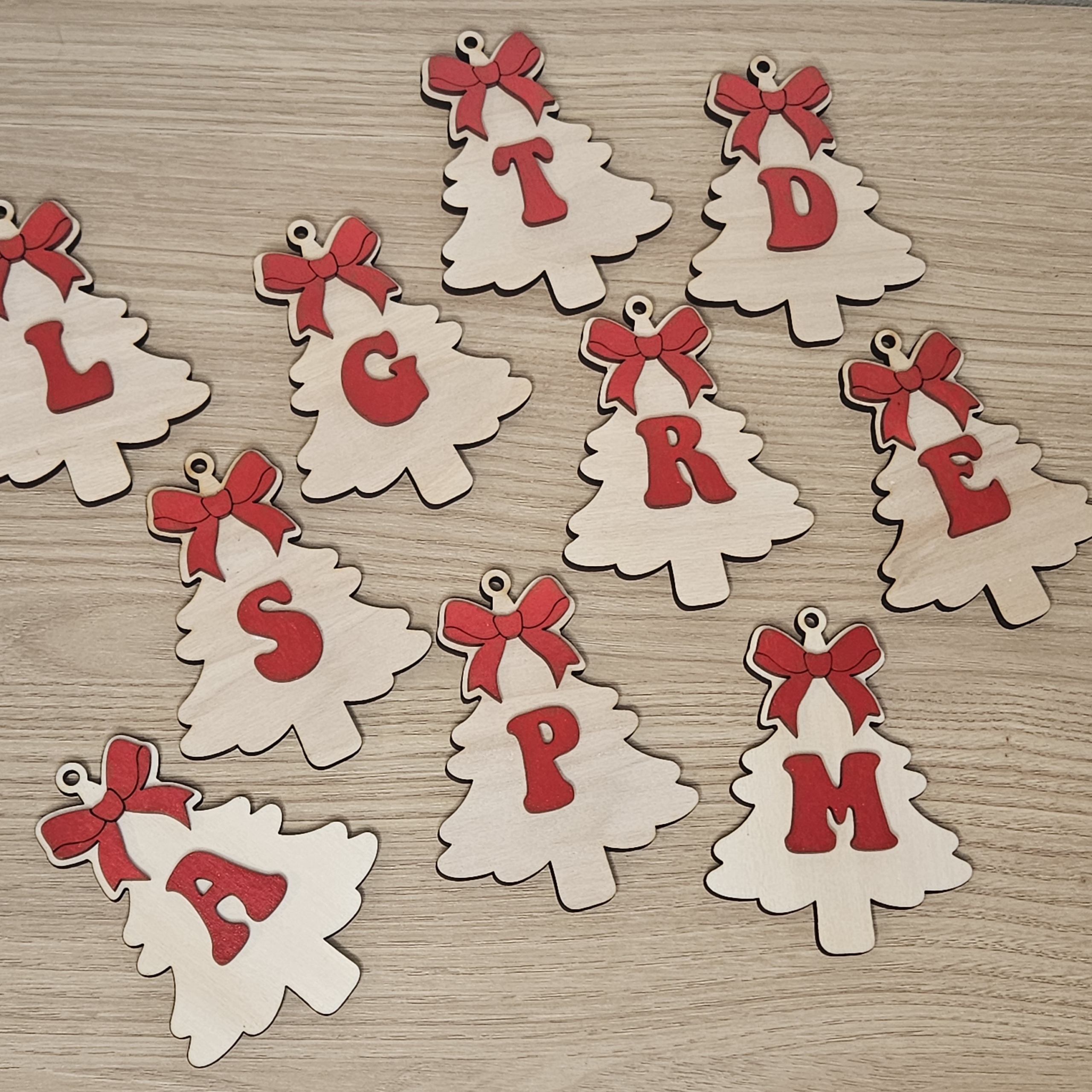 Pallina Alberello con Lettera e Fiocco