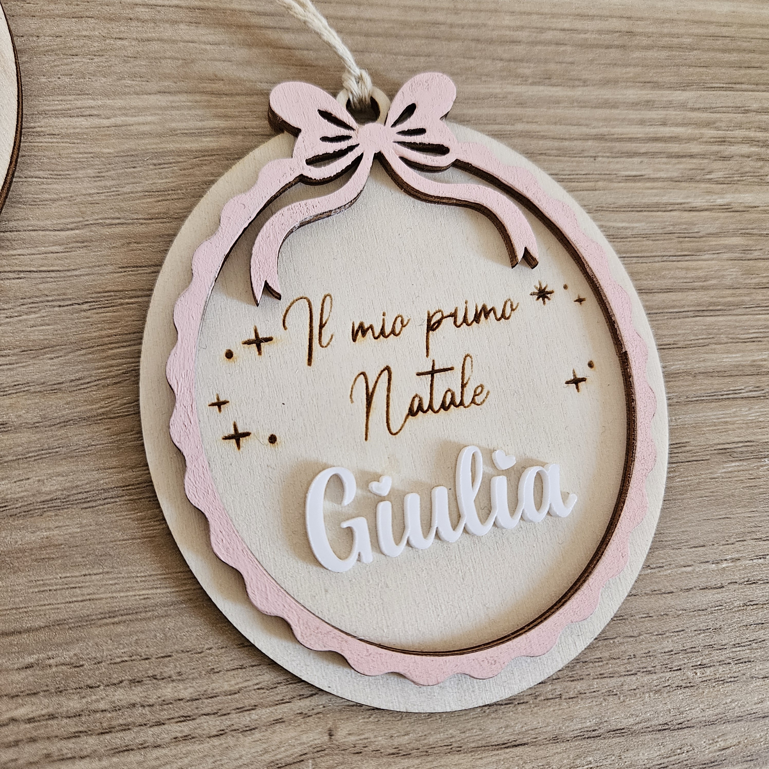 Pallina "Il Mio Primo Natale" legno e acrilico - immagine 3