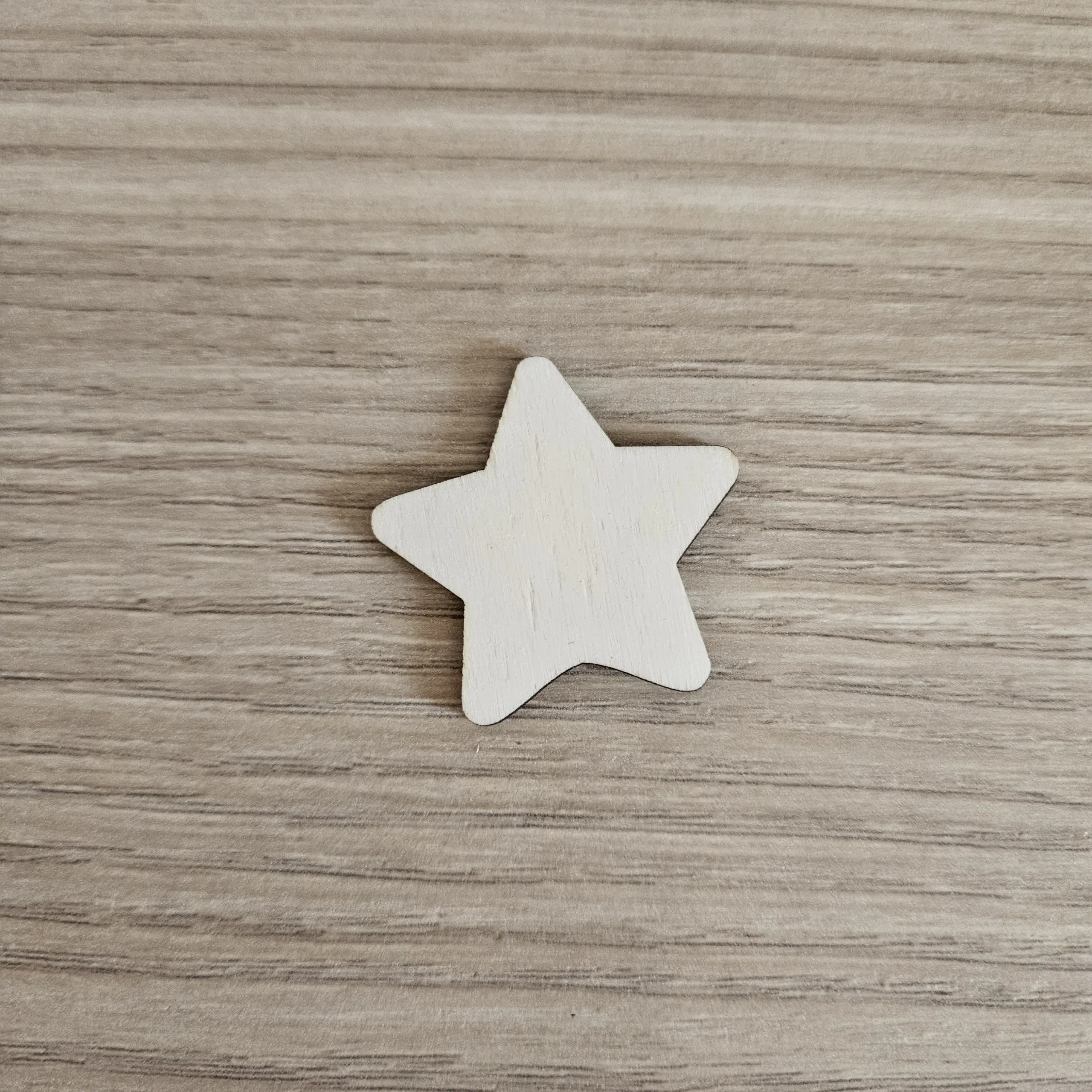 Sagoma in legno Stella arrotondata
