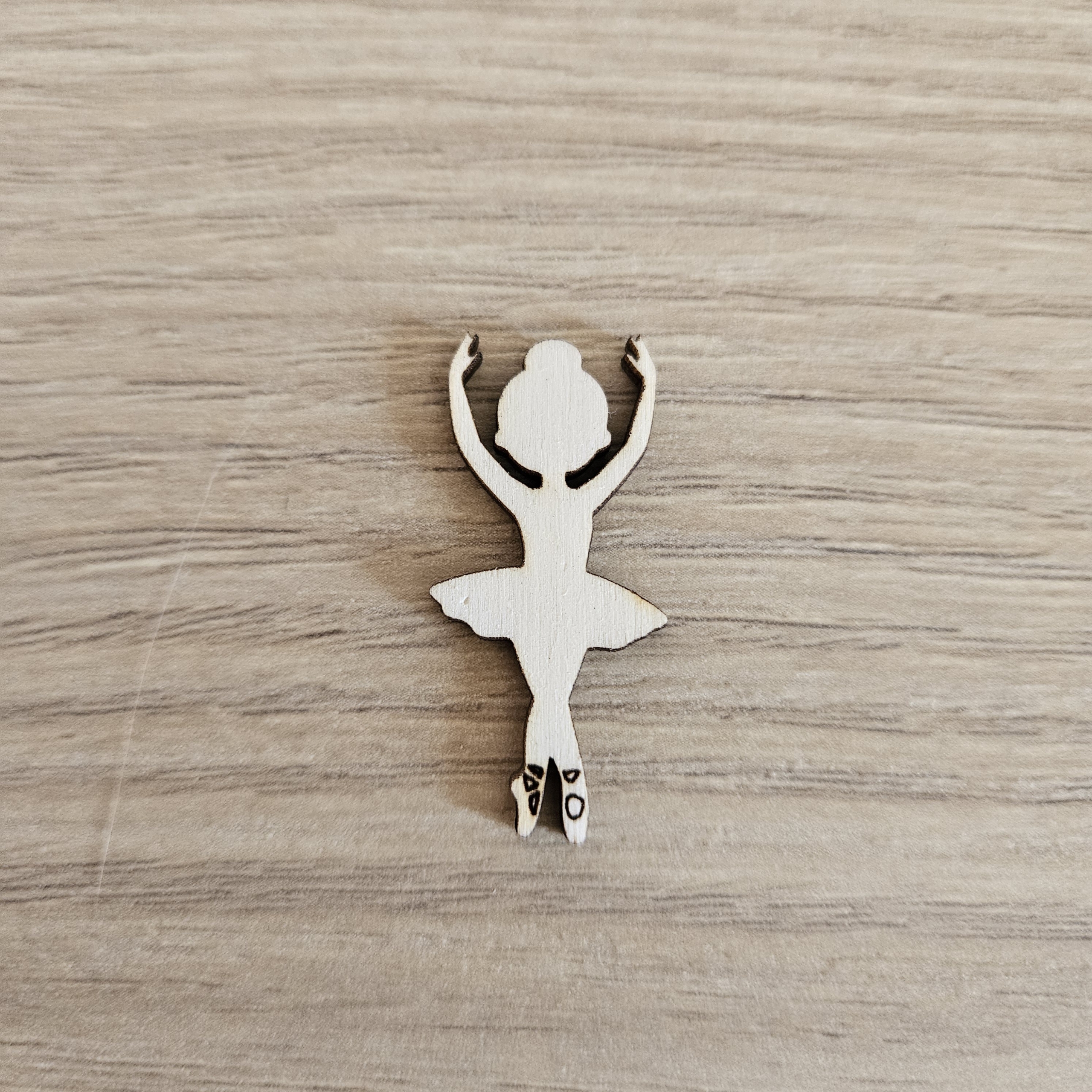 Sagoma in legno Ballerina che danza 3